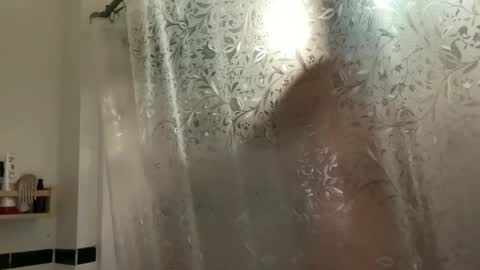 RIRI OR DREAMY online show from 03/28/26, 01:05