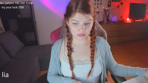 my name is Lia online show from 01/12/25, 02:56