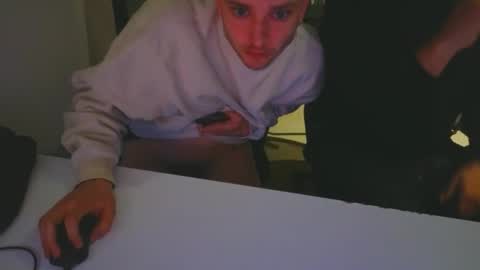 Snapshot of drei4w chatting on 02/23/26, 12:52 drei4w online show from 02/23/26, 12:52