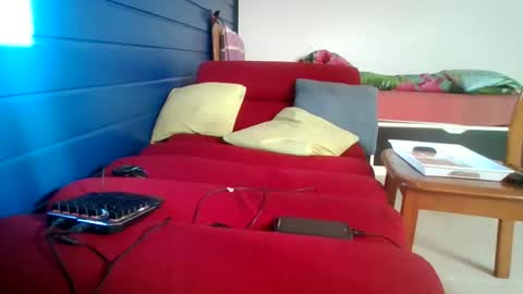 drek451676146 online show from 11/10/25, 01:21