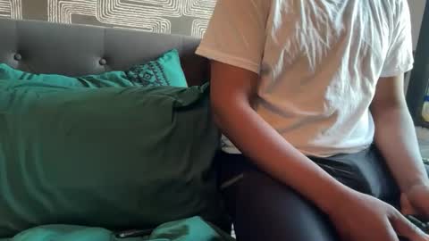 Snapshot of dremmal chatting on 06/02/26, 10:06 Sobe online show from 06/02/26, 10:06