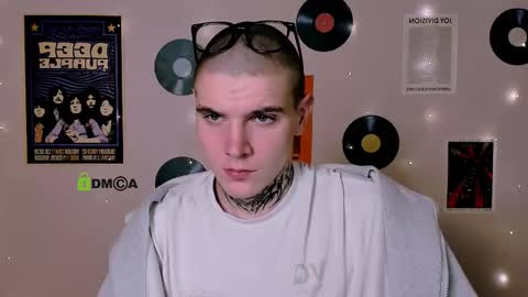 Snapshot of drew_soft_ chatting on 12/02/25, 02:06 drew_soft_ online show from 12/02/25, 02:06