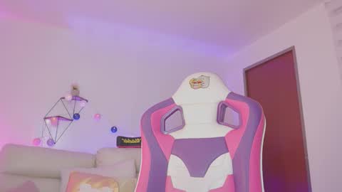 DRIANA online show from 11/20/25, 01:33