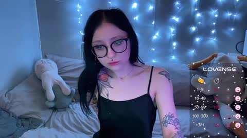 Tara  Sonny online show from 01/01/25, 07:10