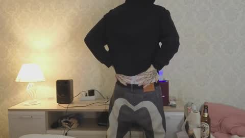 Mark online show from 03/24/26, 08:25