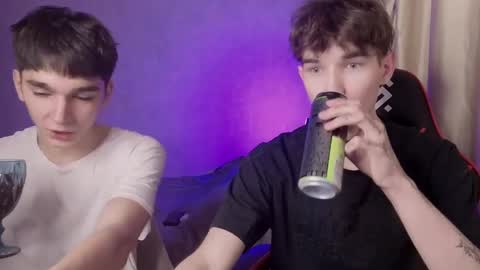 Snapshot of drinklinov chatting on 05/10/26, 06:35 Mark online show from 05/10/26, 06:35