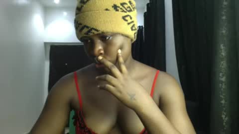 Snapshot of dripping_luna chatting on 01/08/25, 11:41 dripping_luna online show from 01/08/25, 11:41