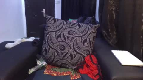 Snapshot of dripping_luna chatting on 02/01/25, 05:28 dripping_luna online show from 02/01/25, 05:28