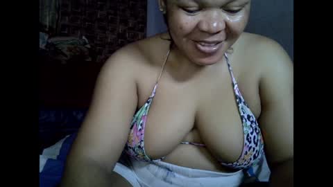 Snapshot of drippingnwet chatting on 04/29/26, 11:03 drippingnwet online show from 04/29/26, 11:03