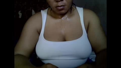 Snapshot of drippingnwet chatting on 05/02/26, 11:59 drippingnwet online show from 05/02/26, 11:59