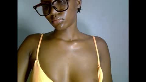 drippingpussy__ online show from 12/03/25, 10:52