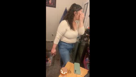 Drippy kitty  online show from 12/13/25, 07:53