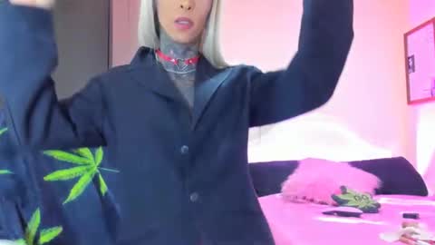 drippyorlove online show from 02/16/25, 11:16