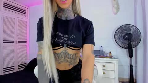 drippyorlove online show from 12/02/25, 08:37