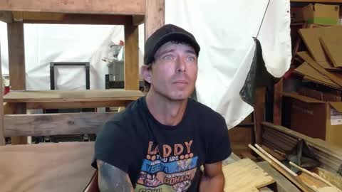 Inexperienced catfish online show from 06/10/26, 12:37