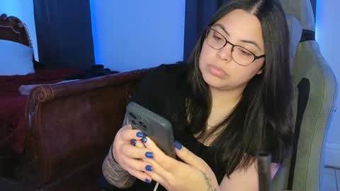 Drizzypeach602 online show from 12/15/25, 03:00