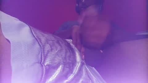 Snapshot of drkmelanin chatting on 09/17/25, 05:20 B1GW1LLYDAGOAT online show from 09/17/25, 05:20