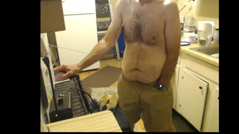 Snapshot of drmbigg chatting on 04/01/26, 02:12 Hello Hope you enjoy what you see. I love attention in dirty talk and tips thickcock edging precum dirtyTalk C2C online show from 04/01/26, 02:12