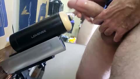 Snapshot of drmbigg chatting on 05/22/26, 05:47 Hello Hope you enjoy what you see. I love attention in dirty talk and tips thickcock edging precum dirtyTalk C2C online show from 05/22/26, 05:47