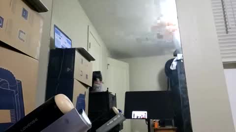 Snapshot of drmbigg chatting on 05/28/26, 08:11 Hello Hope you enjoy what you see. I love attention in dirty talk and tips thickcock edging precum dirtyTalk C2C online show from 05/28/26, 08:11