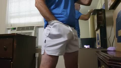 Snapshot of drmbigg chatting on 07/16/26, 12:55 Hello Hope you enjoy what you see. I love attention in dirty talk and tips thickcock edging precum dirtyTalk C2C online show from 07/16/26, 12:55