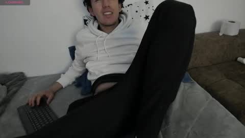 Snapshot of drod6621 chatting on 09/15/25, 02:44 CamiSanti online show from 09/15/25, 02:44