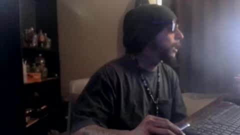 Snapshot of drogoloko233 chatting on 05/11/26, 04:59 drogo lpkp online show from 05/11/26, 04:59