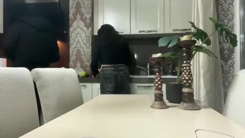 Dr. Resa online show from 02/26/25, 08:33