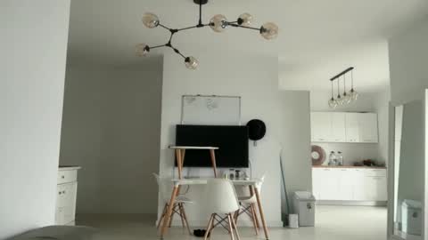 Dr. Resa online show from 12/18/25, 07:03