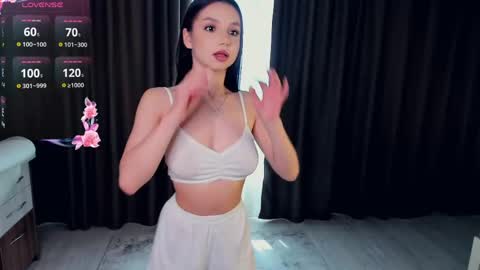Emma online show from 05/24/26, 05:12