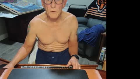 DublNikl online show from 10/27/25, 02:32