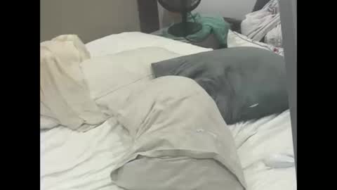 Dude online show from 02/28/26, 02:18