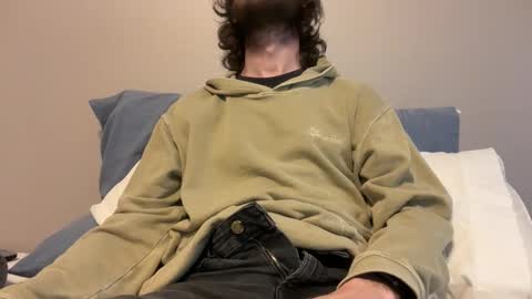 Snapshot of dudedoesdenver chatting on 04/29/26, 11:22 Max online show from 04/29/26, 11:22