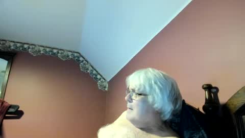 Snapshot of dug38 chatting on 06/26/26, 02:16 Doug online show from 06/26/26, 02:16