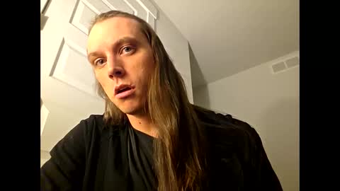 Dukeee online show from 11/18/25, 04:28