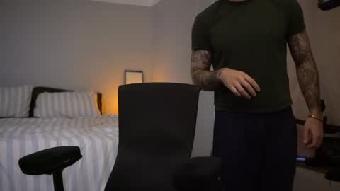 Duke online show from 04/19/26, 01:16