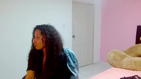 dulce1609 online show from 03/03/25, 11:03