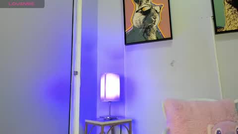 dulce__fiore07 online show from 05/06/26, 11:59
