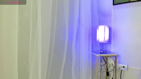 dulce__fiore07 online show from 05/20/26, 12:00