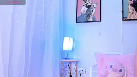 dulce__fiore07 online show from 05/23/26, 12:09