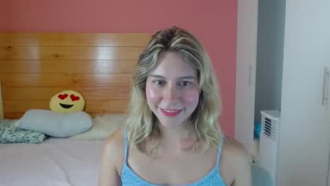 dulce__victoria__ online show from 03/19/26, 02:26