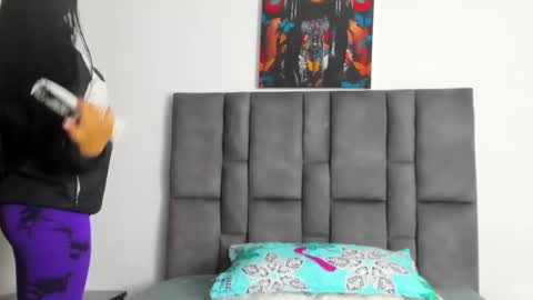 Snapshot of dulce_amg chatting on 02/15/25, 11:39 Dulce amg online show from 02/15/25, 11:39