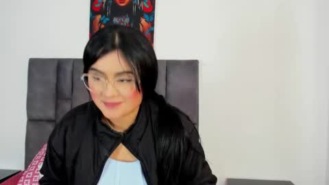 Snapshot of dulce_amg chatting on 02/25/25, 03:49 Dulce amg online show from 02/25/25, 03:49