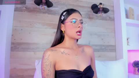 Snapshot of dulce_glow_ chatting on 05/03/26, 02:50 D U L C E online show from 05/03/26, 02:50