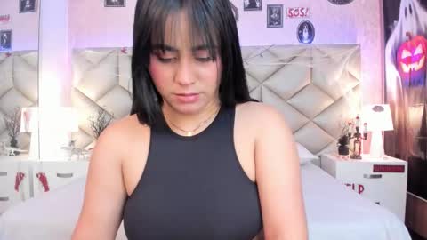    Monday 5-2 am From Tuesday to Friday5-1 am Colombia time online show from 10/22/25, 08:19