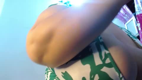 dulce online show from 02/24/25, 03:20