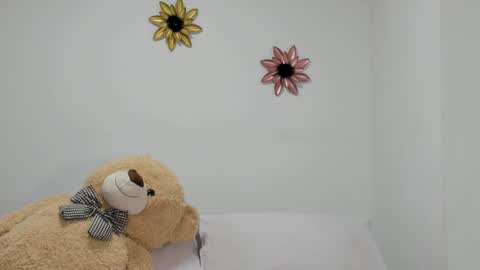 Snapshot of dulce_roberts_ chatting on 01/16/25, 12:53 Dulce online show from 01/16/25, 12:53