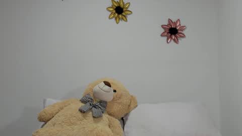 Snapshot of dulce_roberts_ chatting on 01/29/25, 02:51 Dulce online show from 01/29/25, 02:51