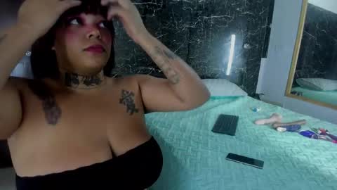 dulce_salome07 online show from 02/17/26, 12:01