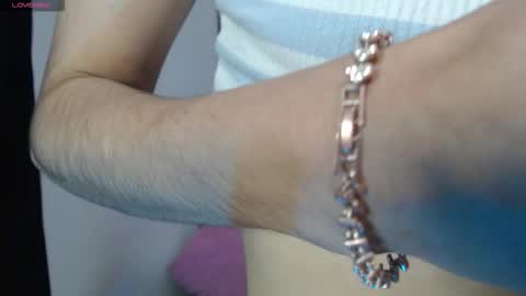 Dulce Sara online show from 12/18/25, 02:28